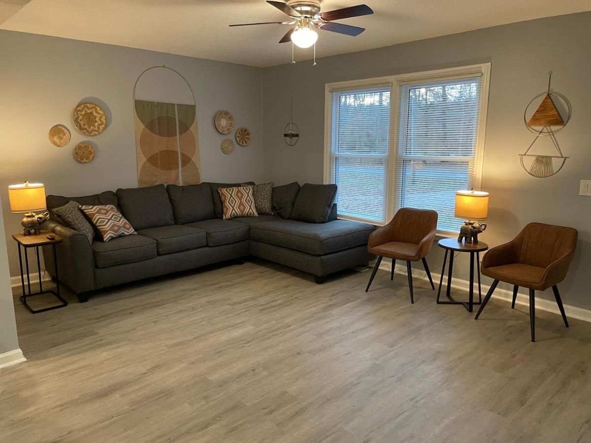 Remodeled Cottage With Sunroom Manchester Extérieur photo